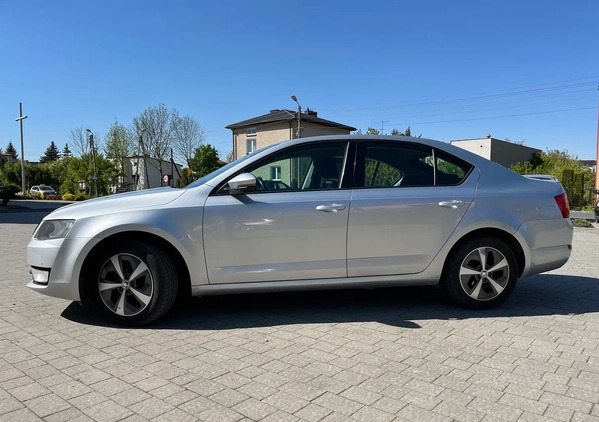 Skoda Octavia cena 34900 przebieg: 250000, rok produkcji 2014 z Lublin małe 497